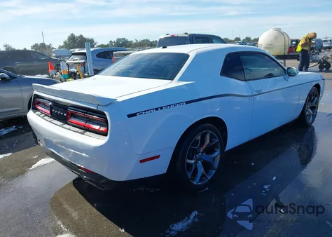 2015 Dodge Challenger Sxt z USA, uszkodzony, nr VIN 2C3CDZAG7FH712130